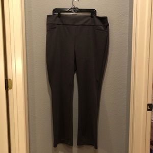 New York and company pull on pants